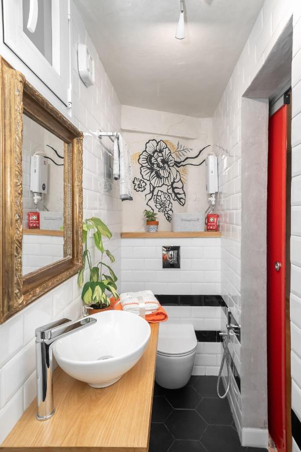 Cozy Tiny Apartment In The Heart Of Plaka Athen Exterior foto