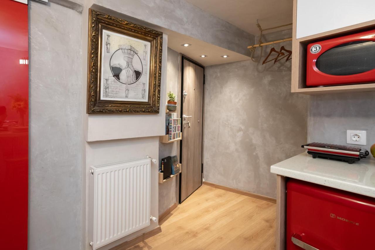 Cozy Tiny Apartment In The Heart Of Plaka Athen Exterior foto