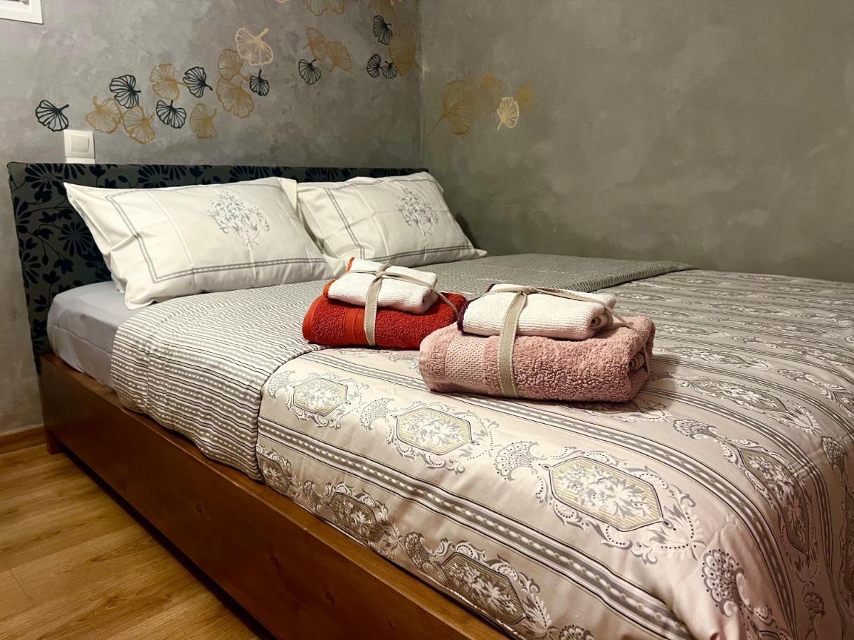 Cozy Tiny Apartment In The Heart Of Plaka Athen Exterior foto